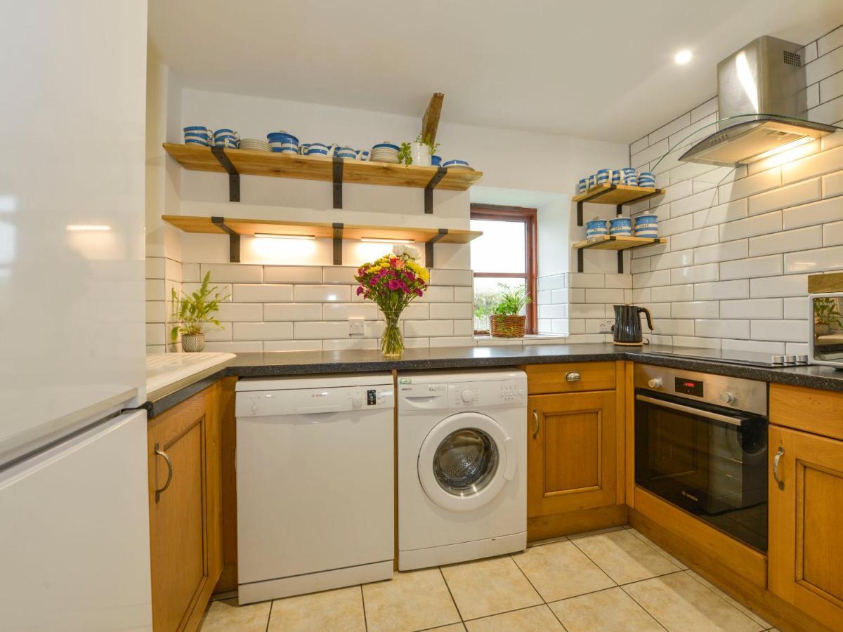 Lily Cottage Лу Экстерьер фото